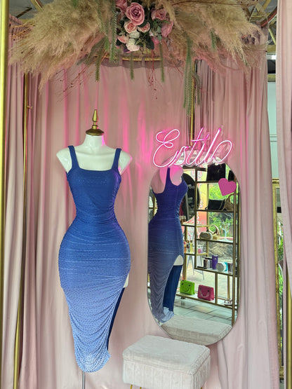 ⸻

✨ Vestido “Luxe Azul” – Brilla con elegancia ✨