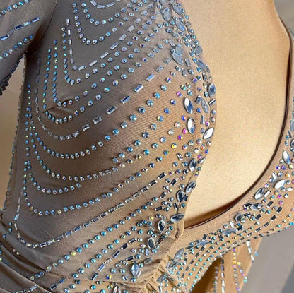 Diamante en Nude Vestido