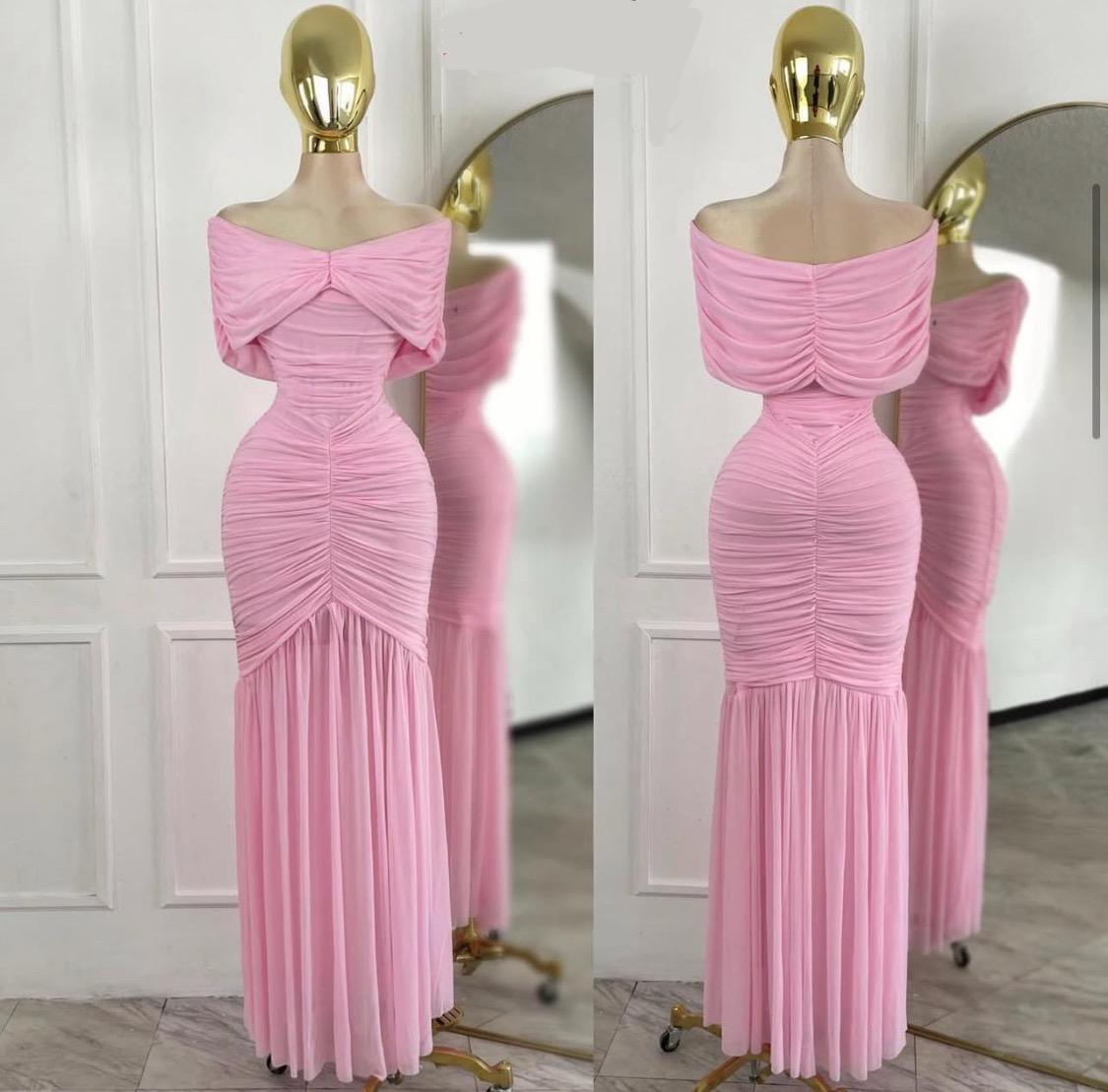 Vestido Off-Shoulder Drapeado