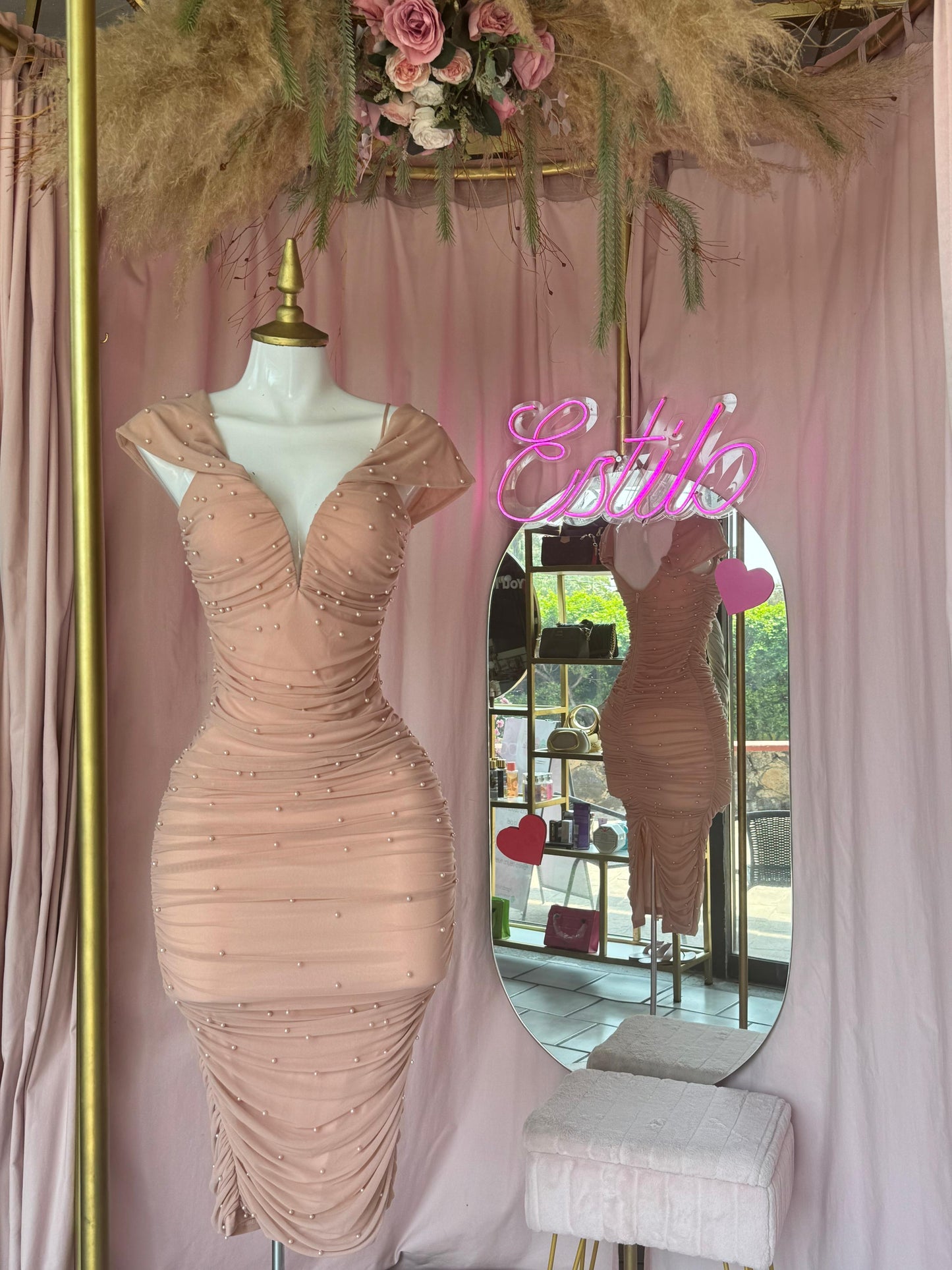 Blush Whisper Vestido