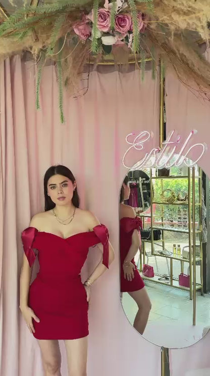 Vestido Moños Carmín